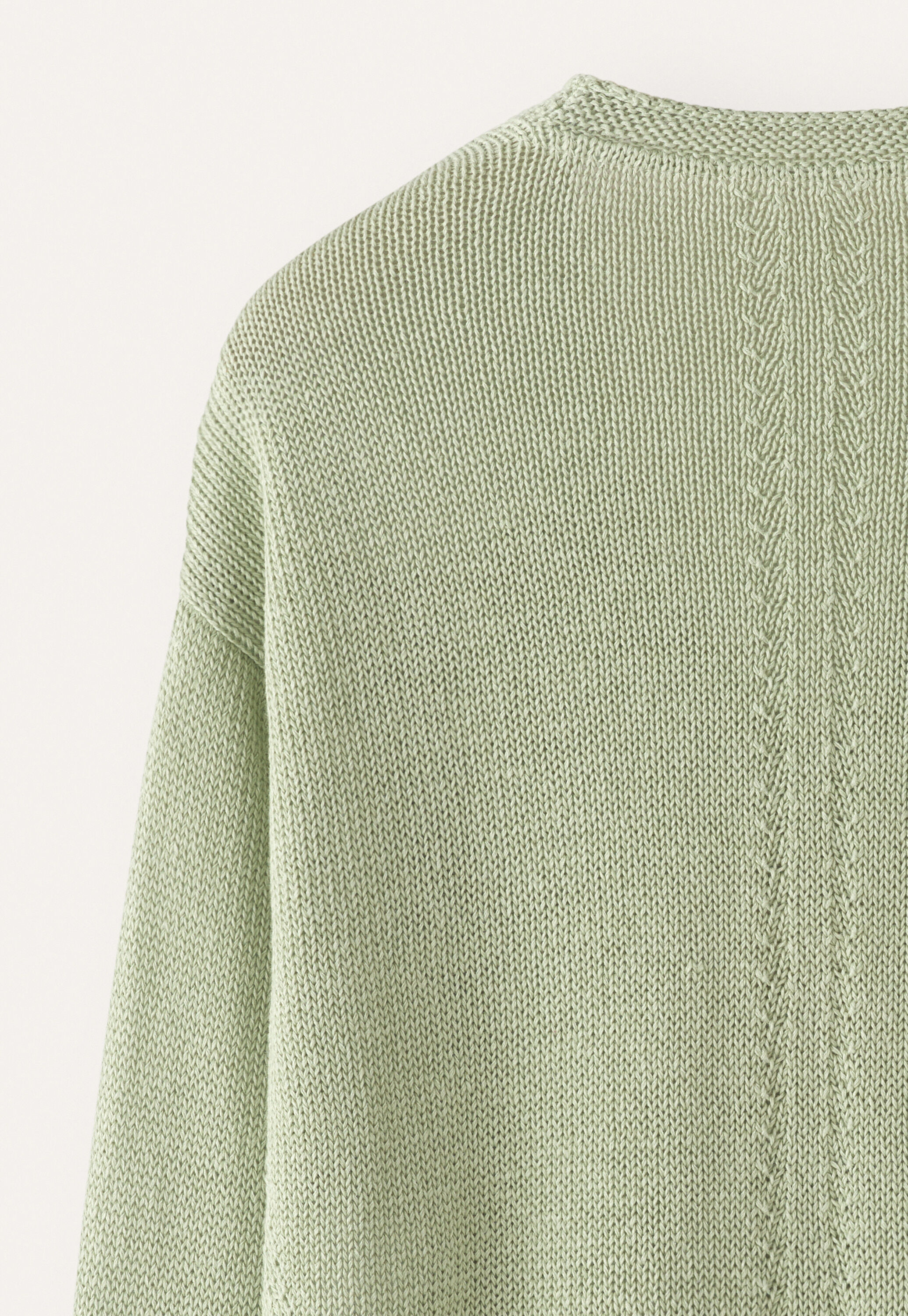 Pullover mit geschwungenem V-Ausschnitt