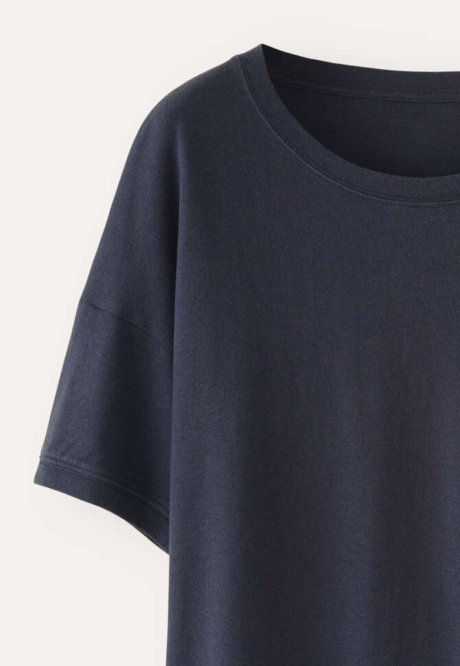 T-Shirt, Mitternacht, completeTheLook