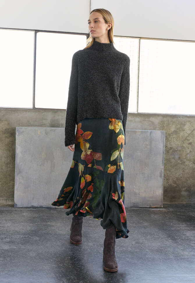 Asymmetrischer Print-Rock, Kohlschwarz/Pflaume, completeTheLook