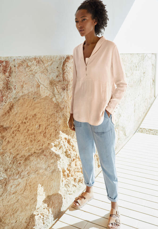 Bluse mit Schalkragen, Eisrosa, completeTheLook