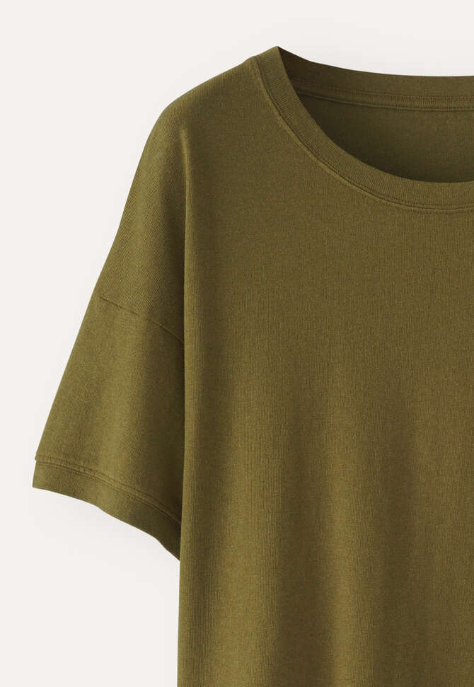 T-Shirt, Dunkles Khaki, completeTheLook