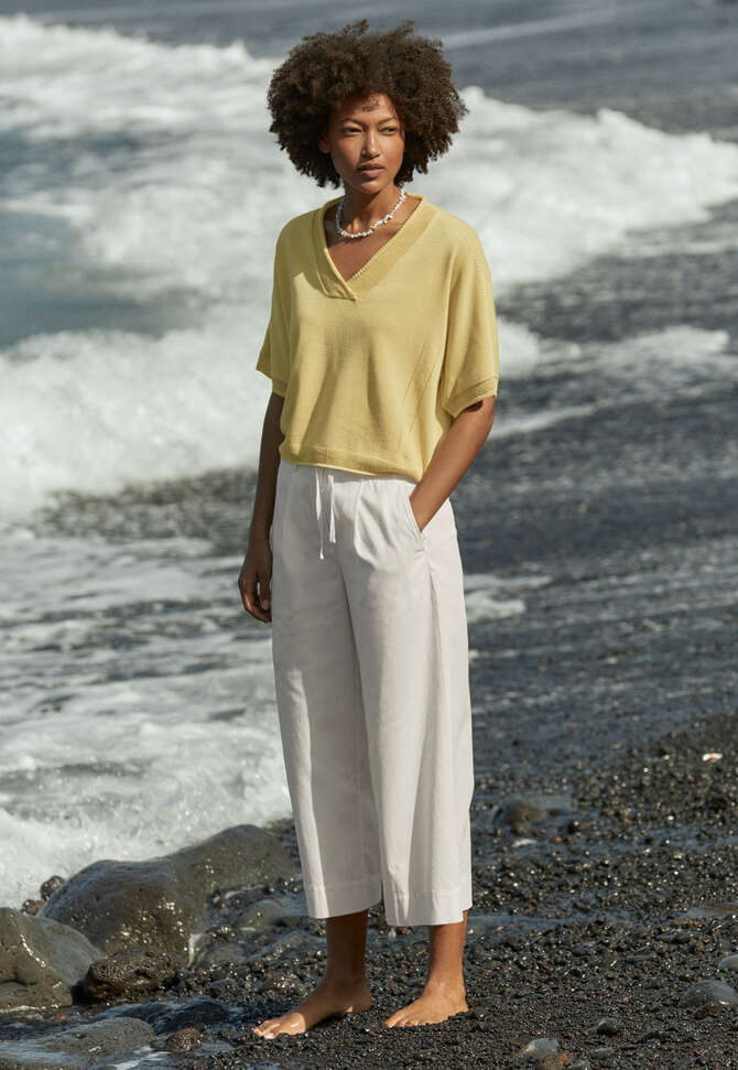 K&uuml;rzer geschnittene Hose mit Faltenfront, Ecru, completeTheLook