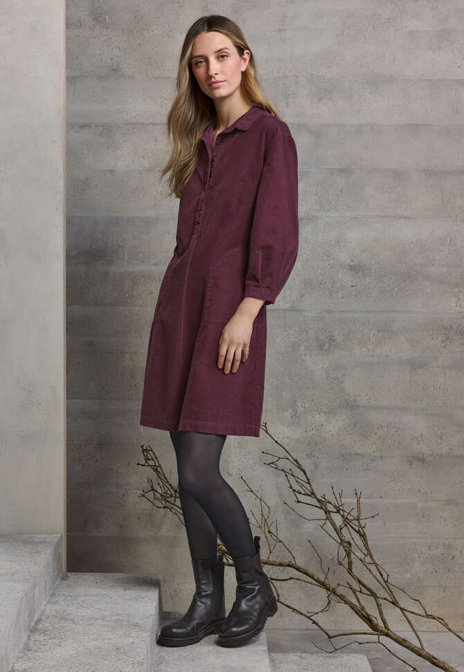 Feincord-Kleid, Zwetschge, completeTheLook