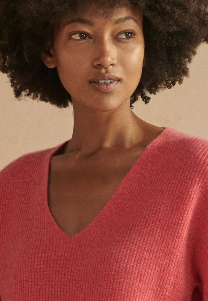 Pullover mit V-Ausschnitt, Korallenrot, completeTheLook
