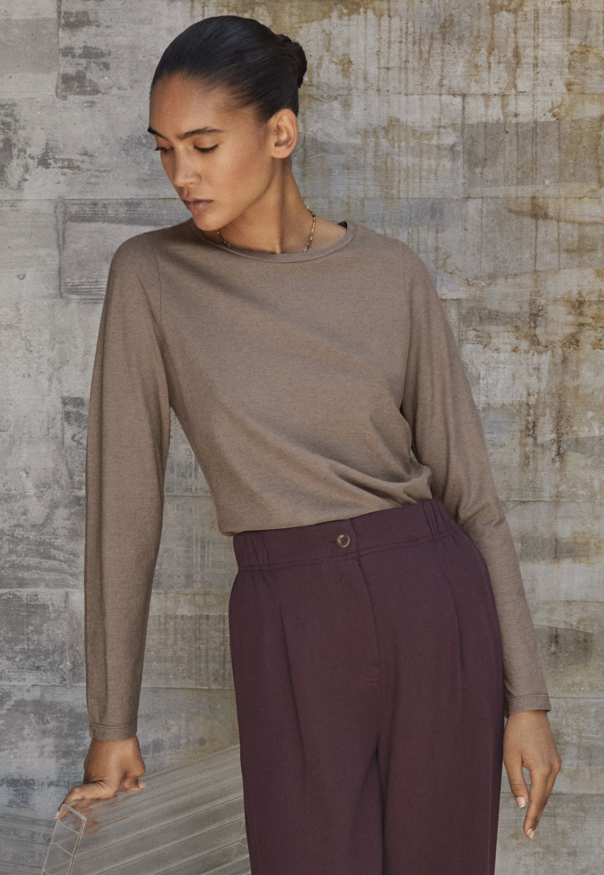 Button-shoulder top