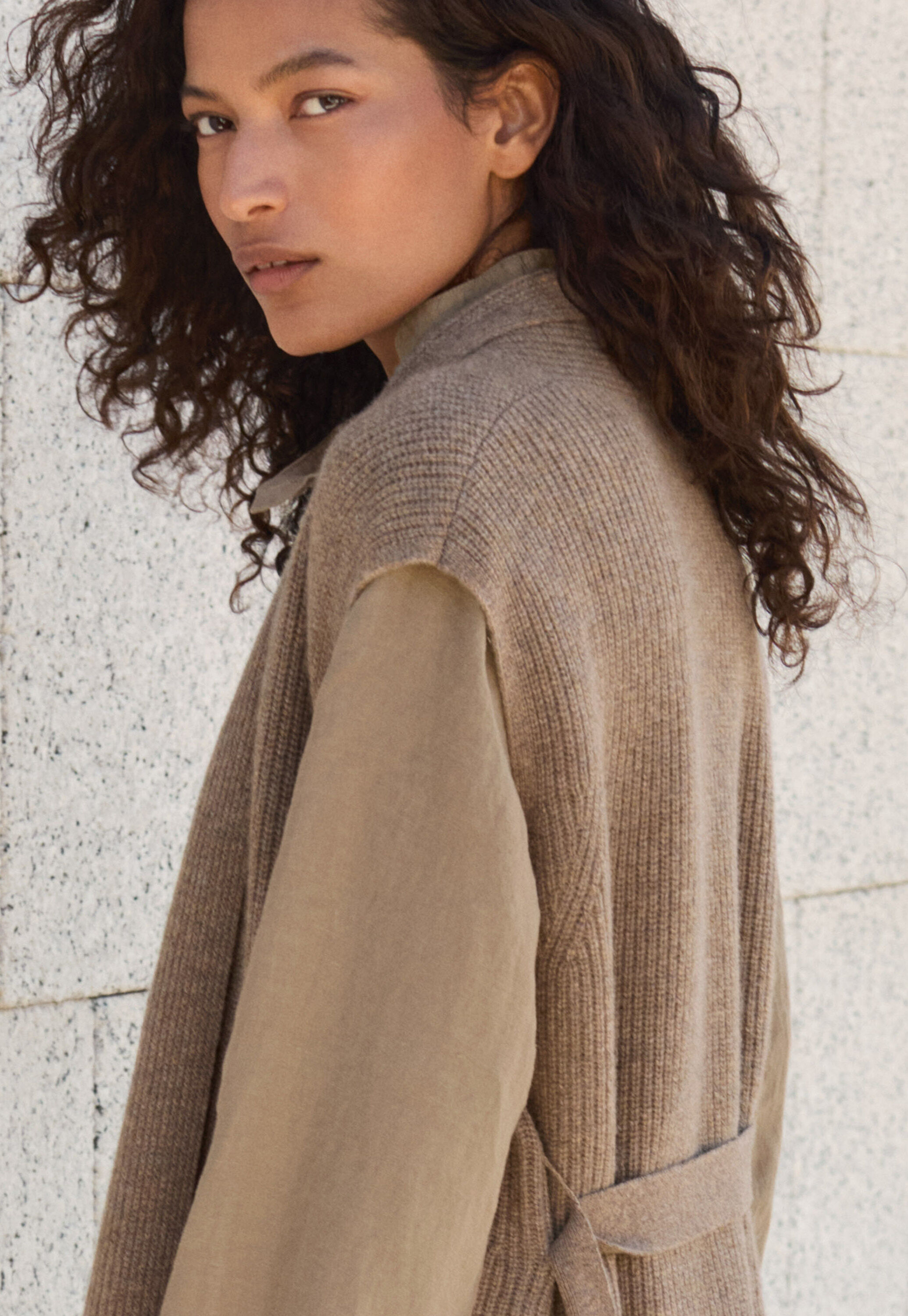 Raglan-sleeve blouse