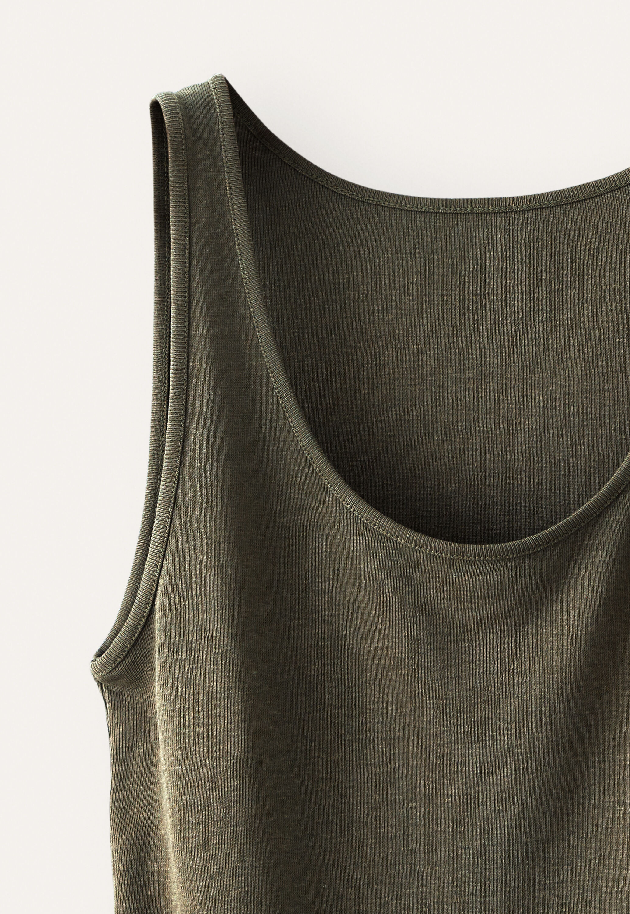 Ribbed vest
